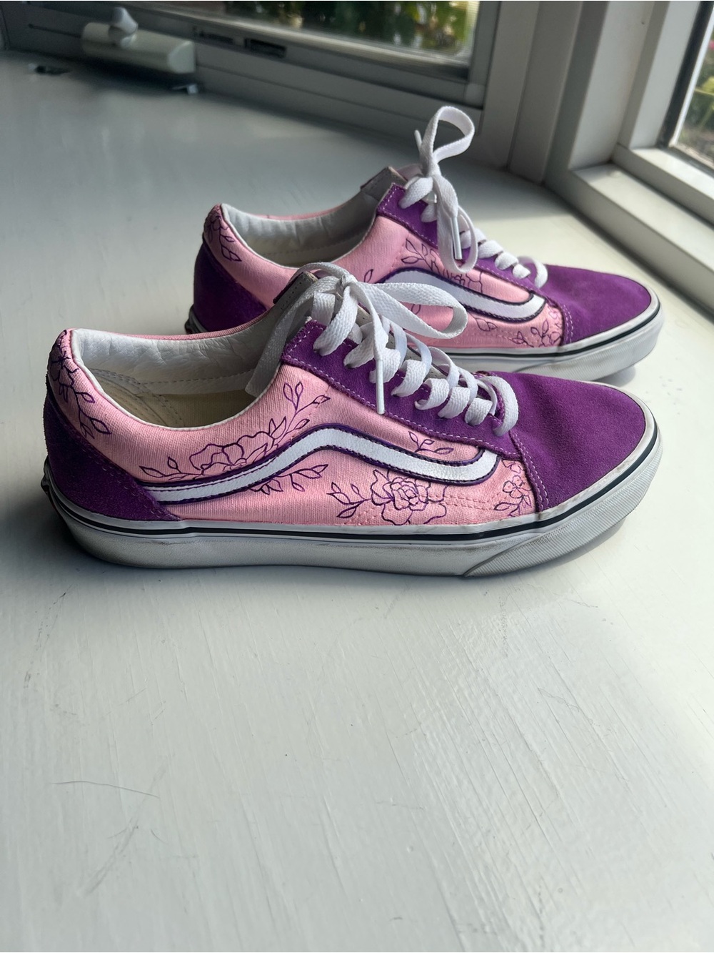 Vans Purple Suede with Pink Floral Shoes, 9.5 women’s - Picture 3 of 9